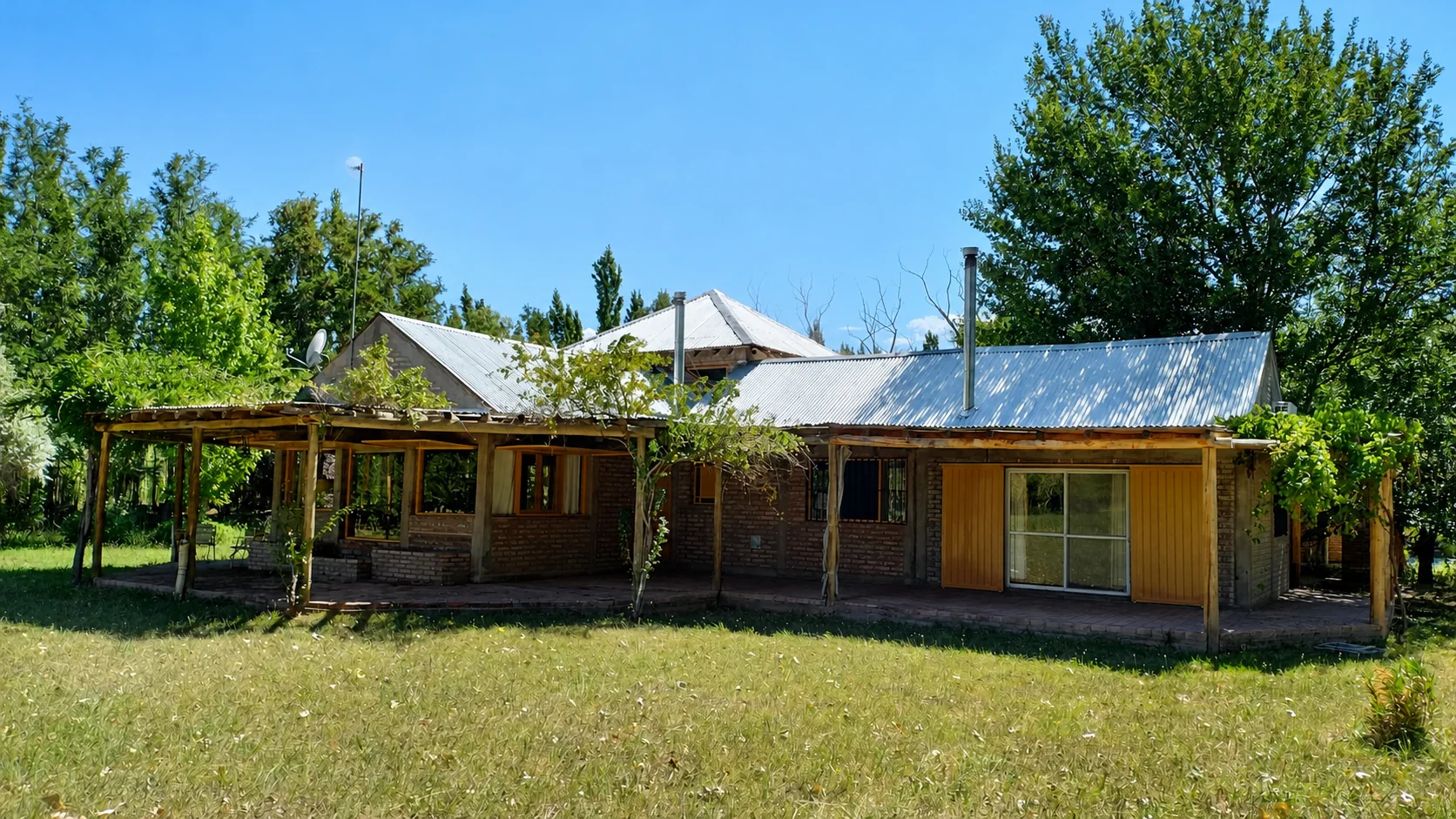Casa principal de Los Membrillos Hospedaje en Barreal